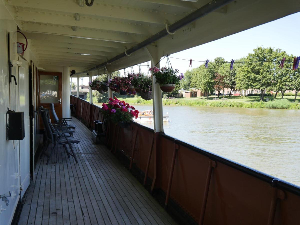Bed and Breakfast De Logeerboot Dordrecht Zewnętrze zdjęcie