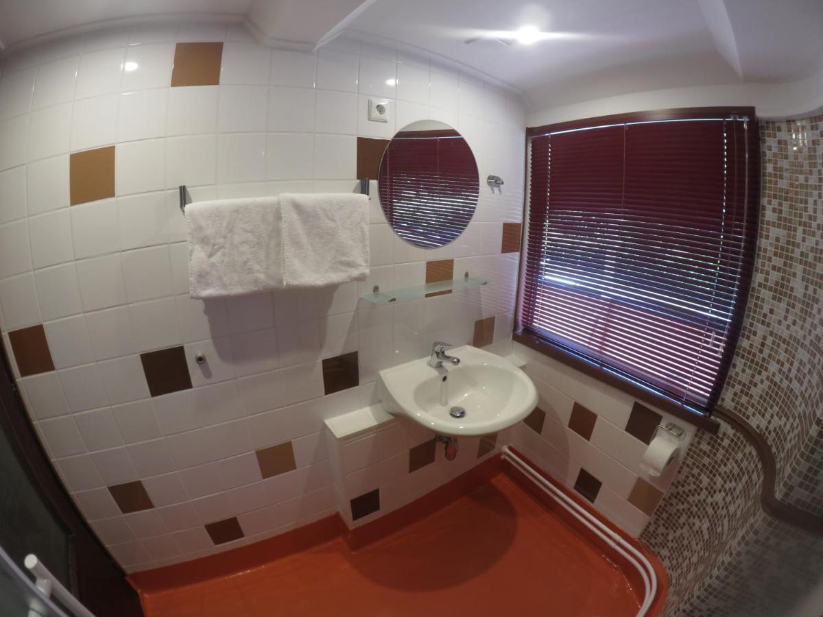 Bed and Breakfast De Logeerboot Dordrecht Zewnętrze zdjęcie